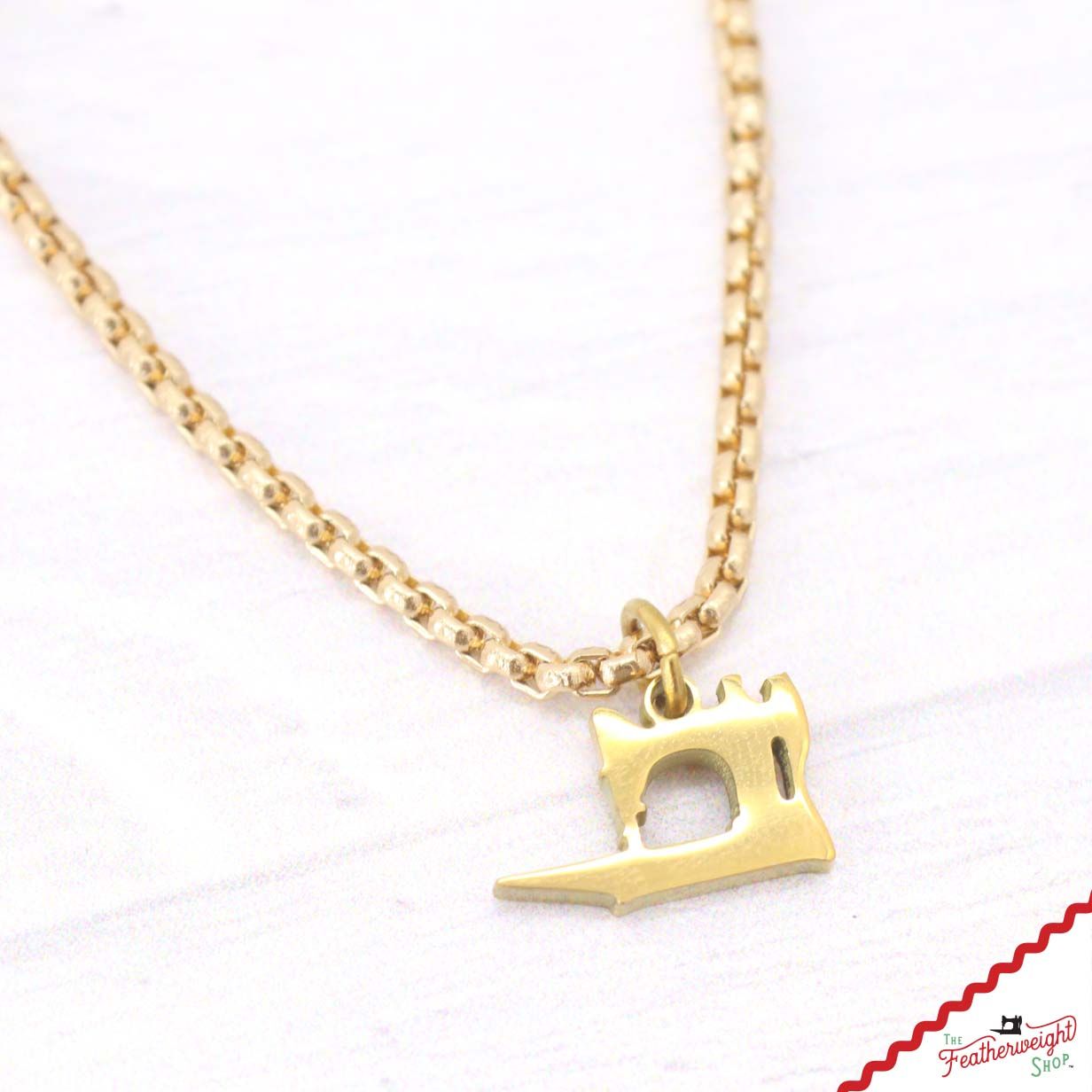 Jewelry, Singer Featherweight 221 Charm, GOLD