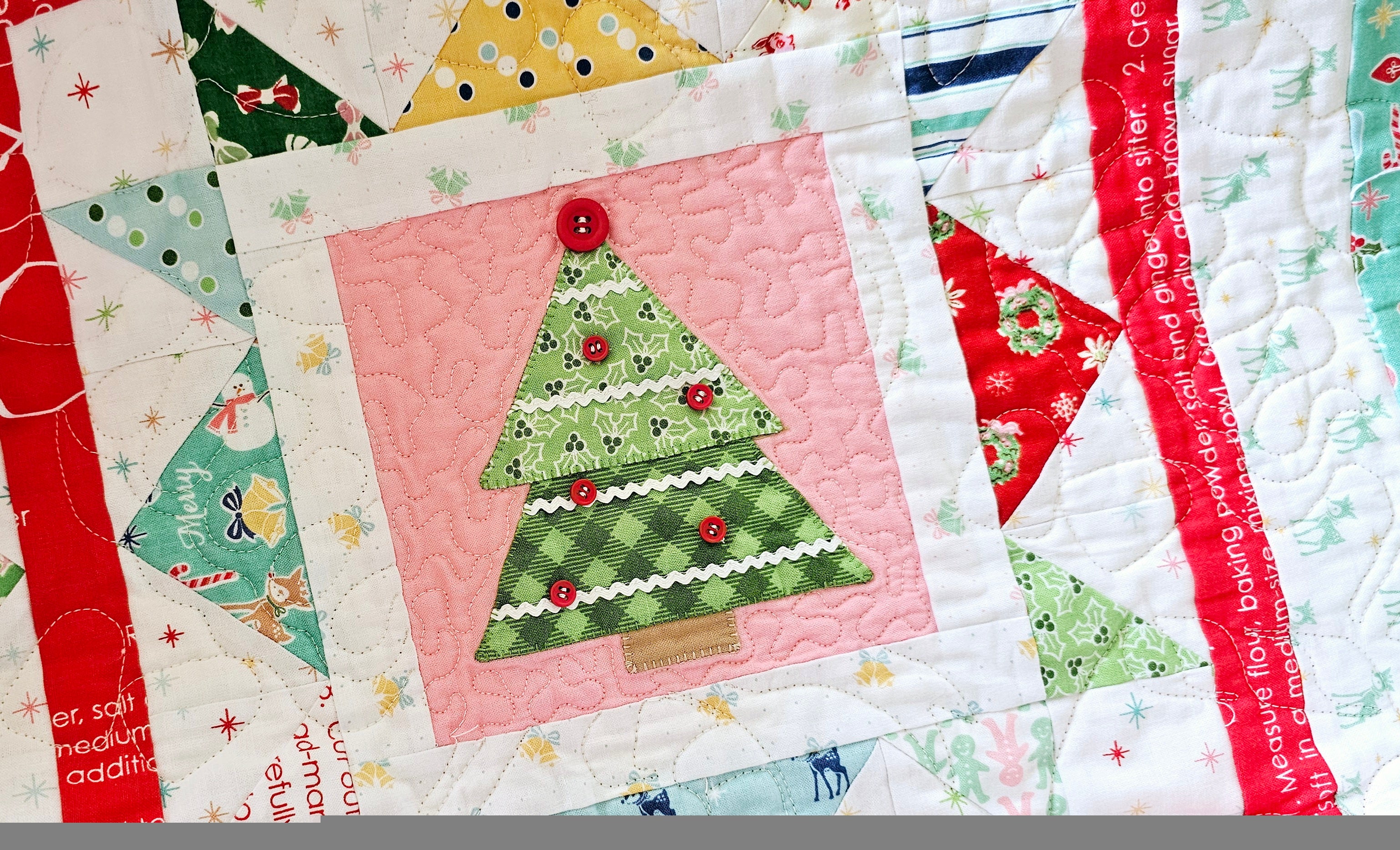 Quilt Kit, Cozy Christmas Applique' (Templates Included)