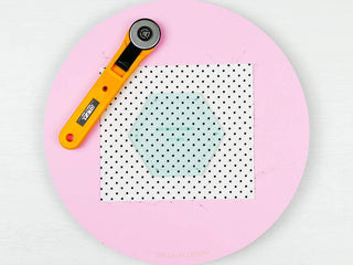 Load image into Gallery viewer, Sue Daley 1 1/2&quot; Hexagon Template For English Paper Piecing
