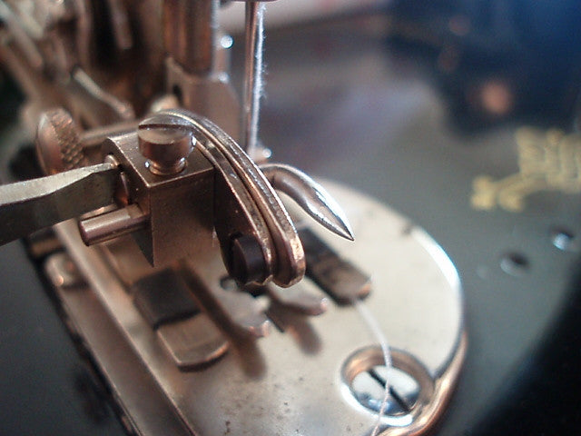 singer featherweight hemstitcher and picot edger