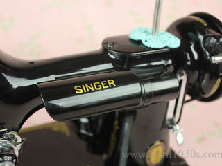 Load image into Gallery viewer, Singer Featherweight 221 Sewing Machine, French Centennial EG964***