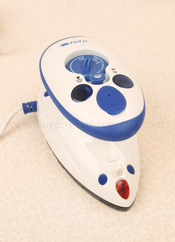 Steam Iron - Travel Size, Dual Voltage