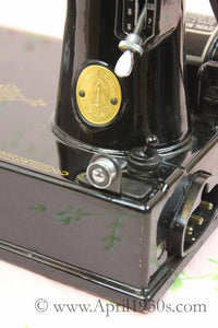 Singer Featherweight 221 Sewing Machine, AH417***