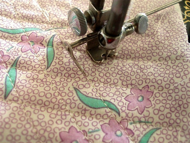 Quilter, Singer Attachment (Vintage Original)