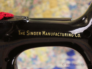 Load image into Gallery viewer, Singer Featherweight 222K Sewing Machine, ER0231**CH