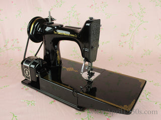 Load image into Gallery viewer, Singer Featherweight 221 Sewing Machine, BLACKSIDE AG004*** (SOLD)