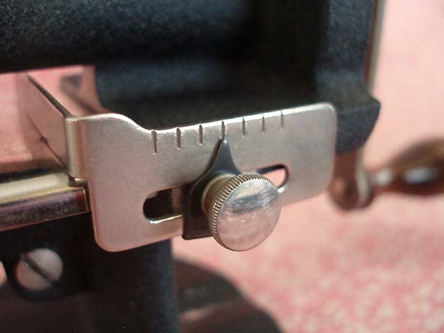 singer hand crank pinker