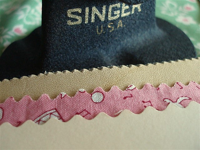 pinking the fabric