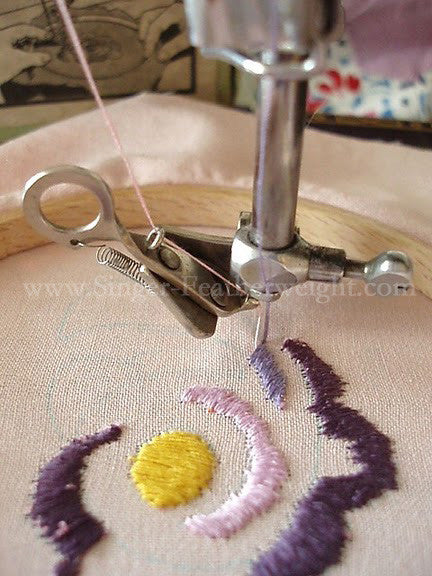 Singer Arrasane Embroidery & Darning Foot