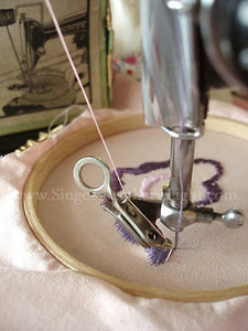 Singer Arrasane Embroidery & Darning Foot