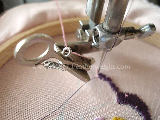 Singer Arrasane Embroidery & Darning Foot