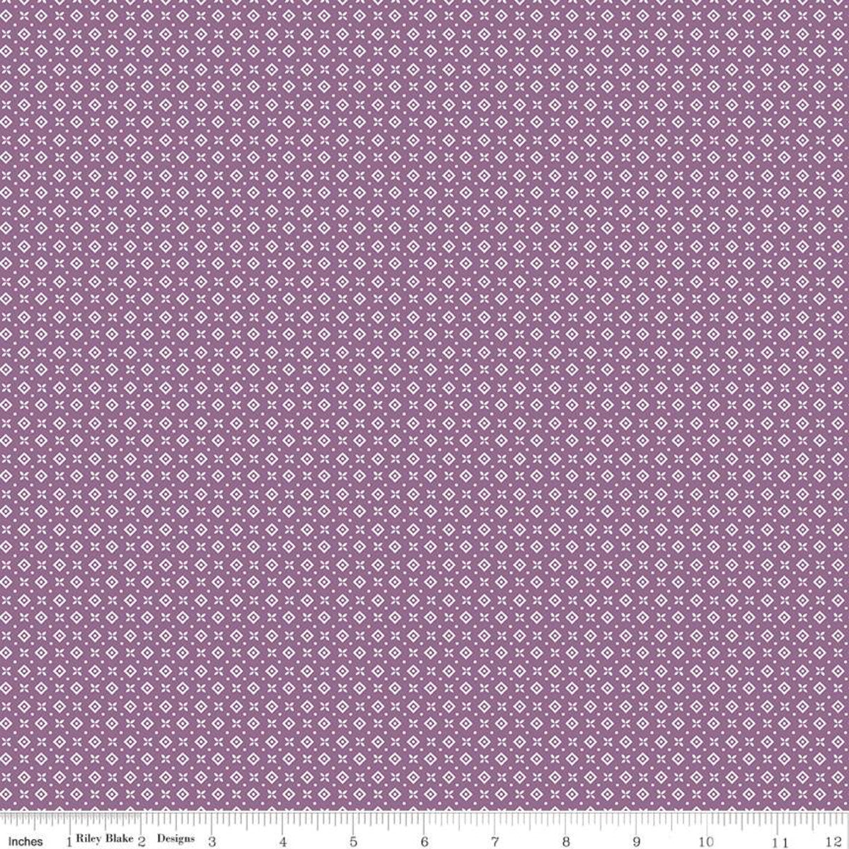 Fabric, Prairie by Lori Holt CABIN HEIRLOOM PLUM (by the yard)