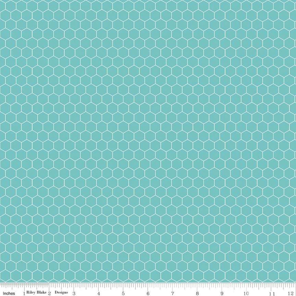 Fabric, Farm Girl Vintage Companion Prints by Lori Holt - HONEYCOMB COTTAGE (by the yard)