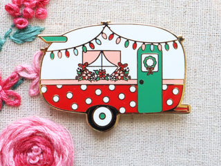Load image into Gallery viewer, Needle Minder, CHRISTMAS CAMPER by Flamingo Toes