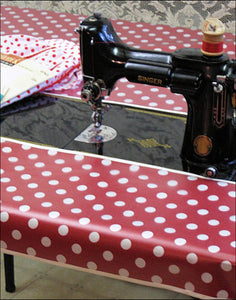 Pattern, Featherweight Table Cover (digital download)
