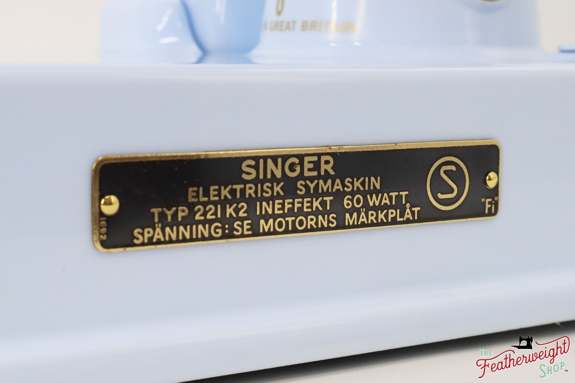 Singer Featherweight Swedish 221K EH138*** - Fully Restored in Cinderella Blue