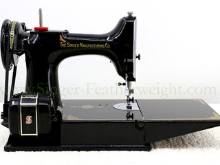 Load image into Gallery viewer, Singer Featherweight 221 Sewing Machine, AK745***