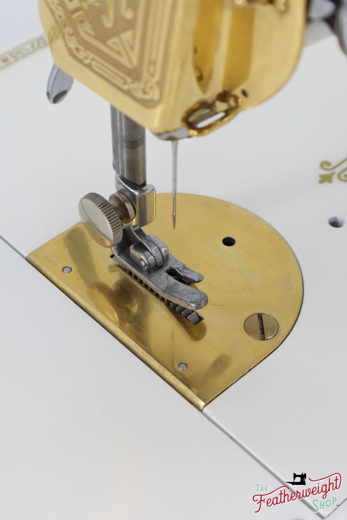 Singer Featherweight 221, AD883*** - Fully Restored in Cloud, Gold-Plated!