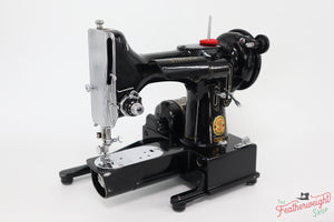 Singer Featherweight 222K Sewing Machine, RED "S" ER9016**
