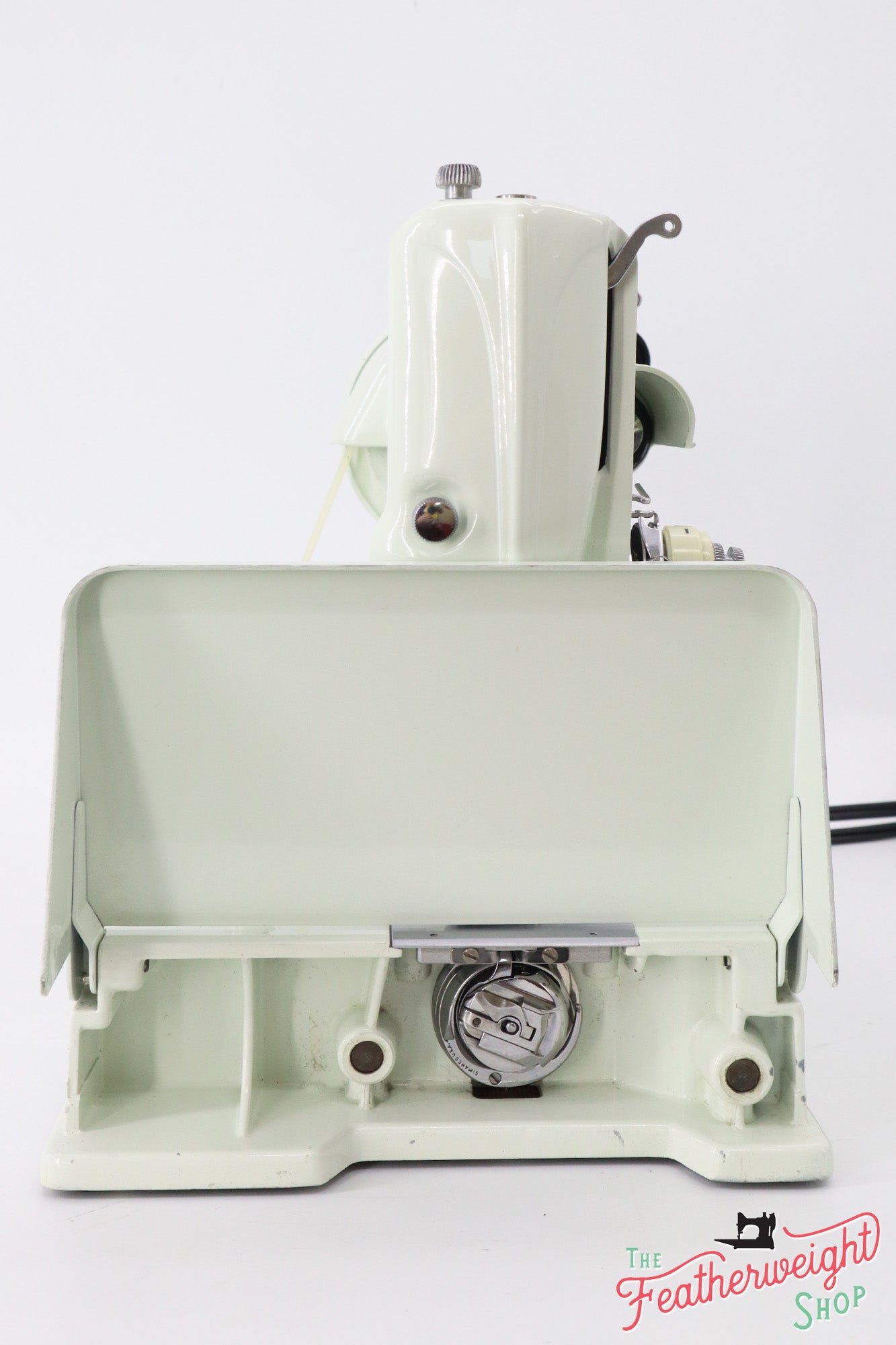 Singer Featherweight 221 Sewing Machine, WHITE EV781***