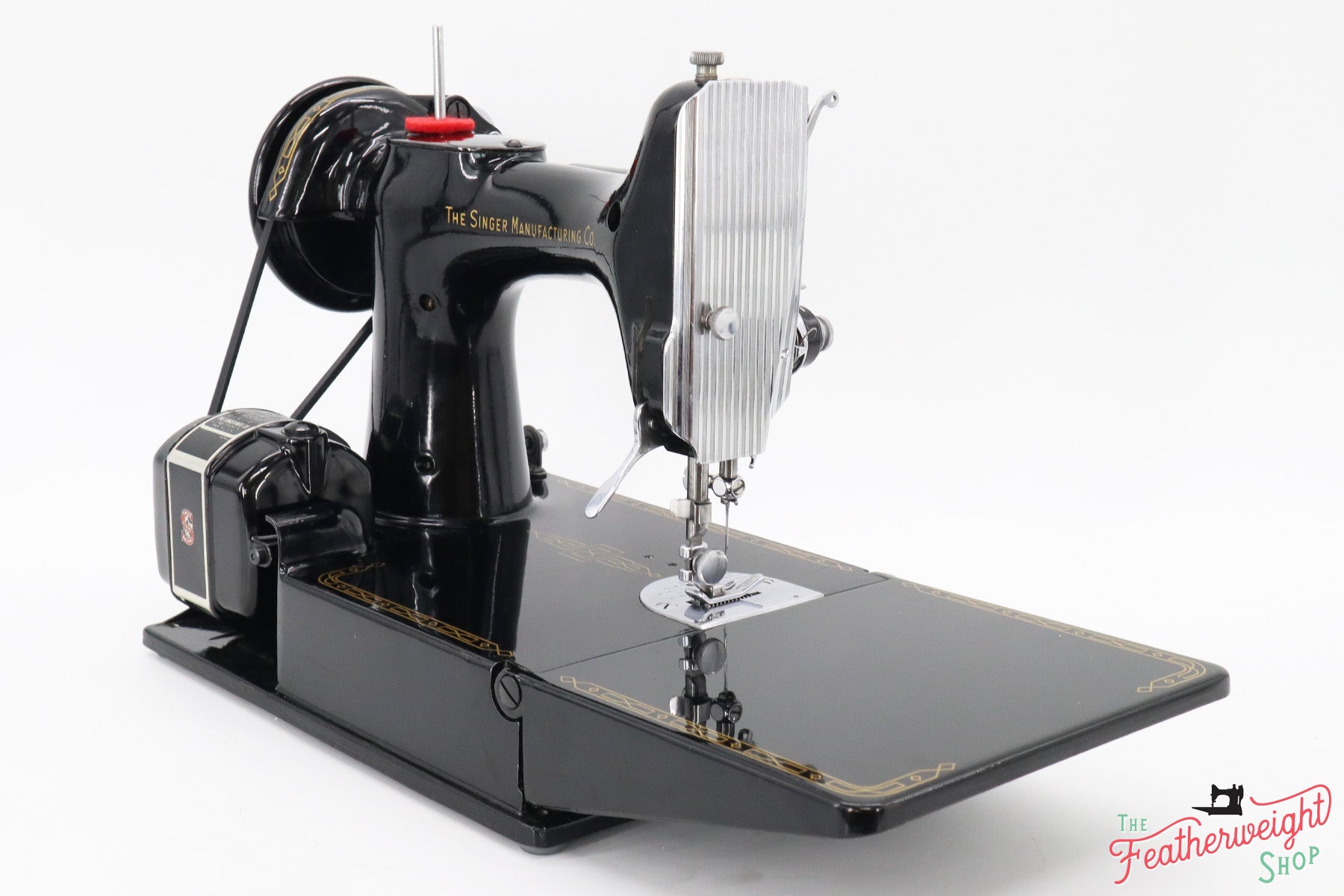 Singer Featherweight 221 Sewing Machine - AL936***