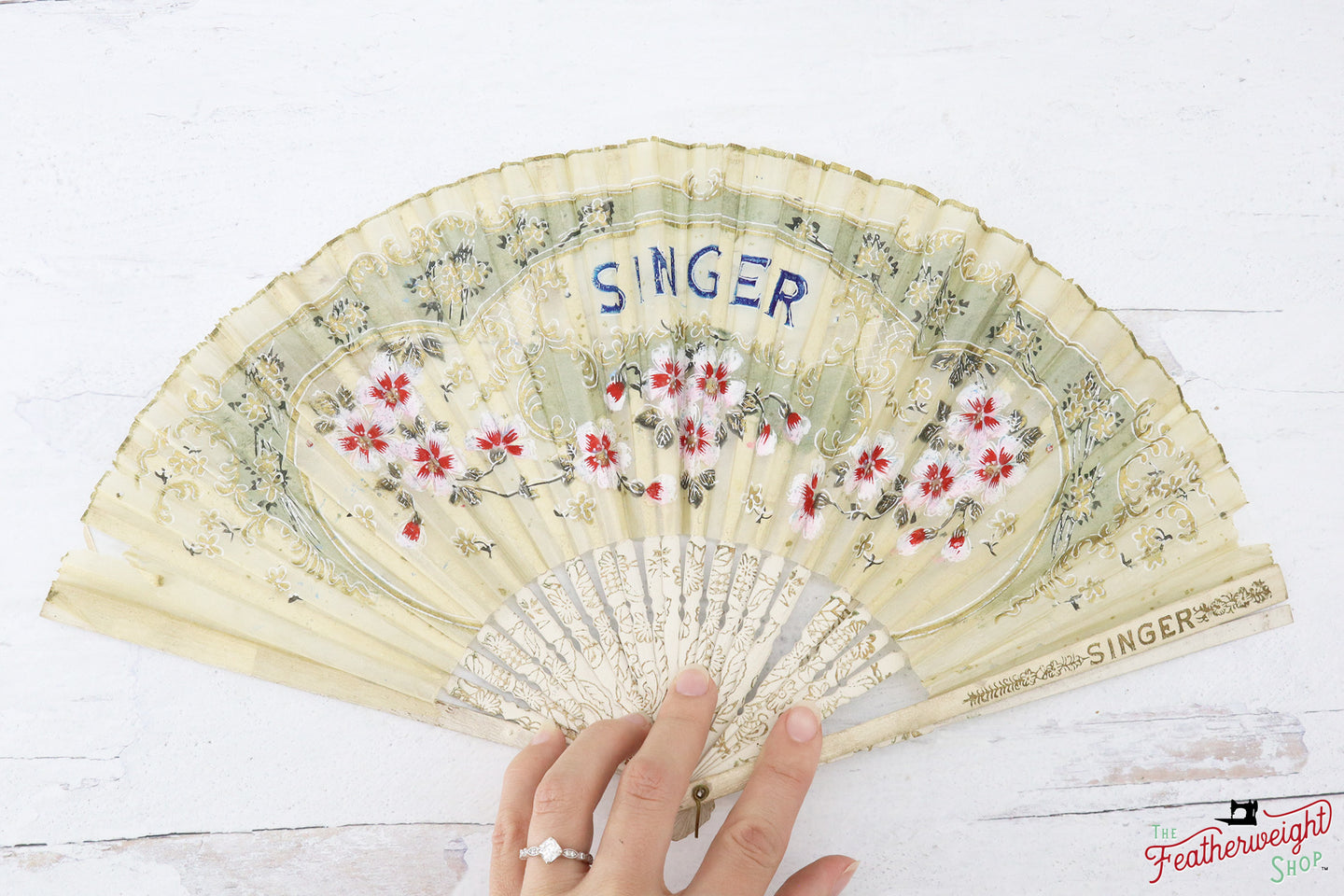Japanese Hand Fan - RARE Singer (Vintage Original)