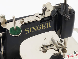 Load image into Gallery viewer, Singer Sewhandy Model 20 - Black