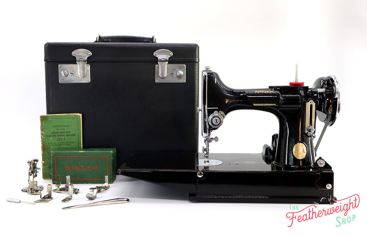 Singer Featherweight 221 Sewing Machine, AE212***