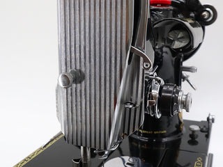 Load image into Gallery viewer, Singer Featherweight 222K 1953 - EJ271***