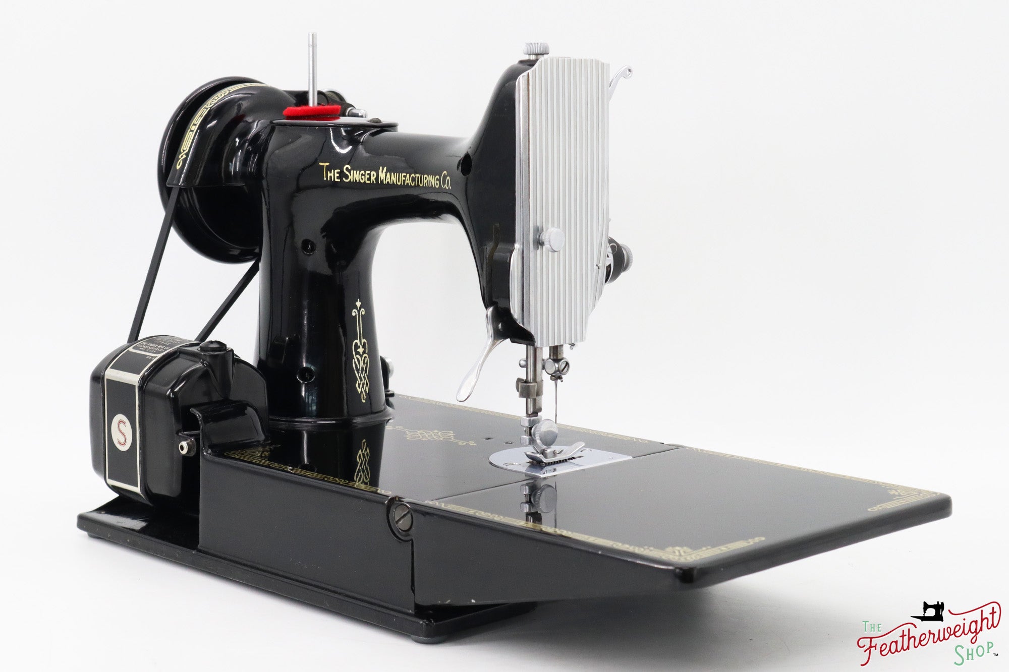 Singer Featherweight 221 Sewing Machine, AH817*** - 1948