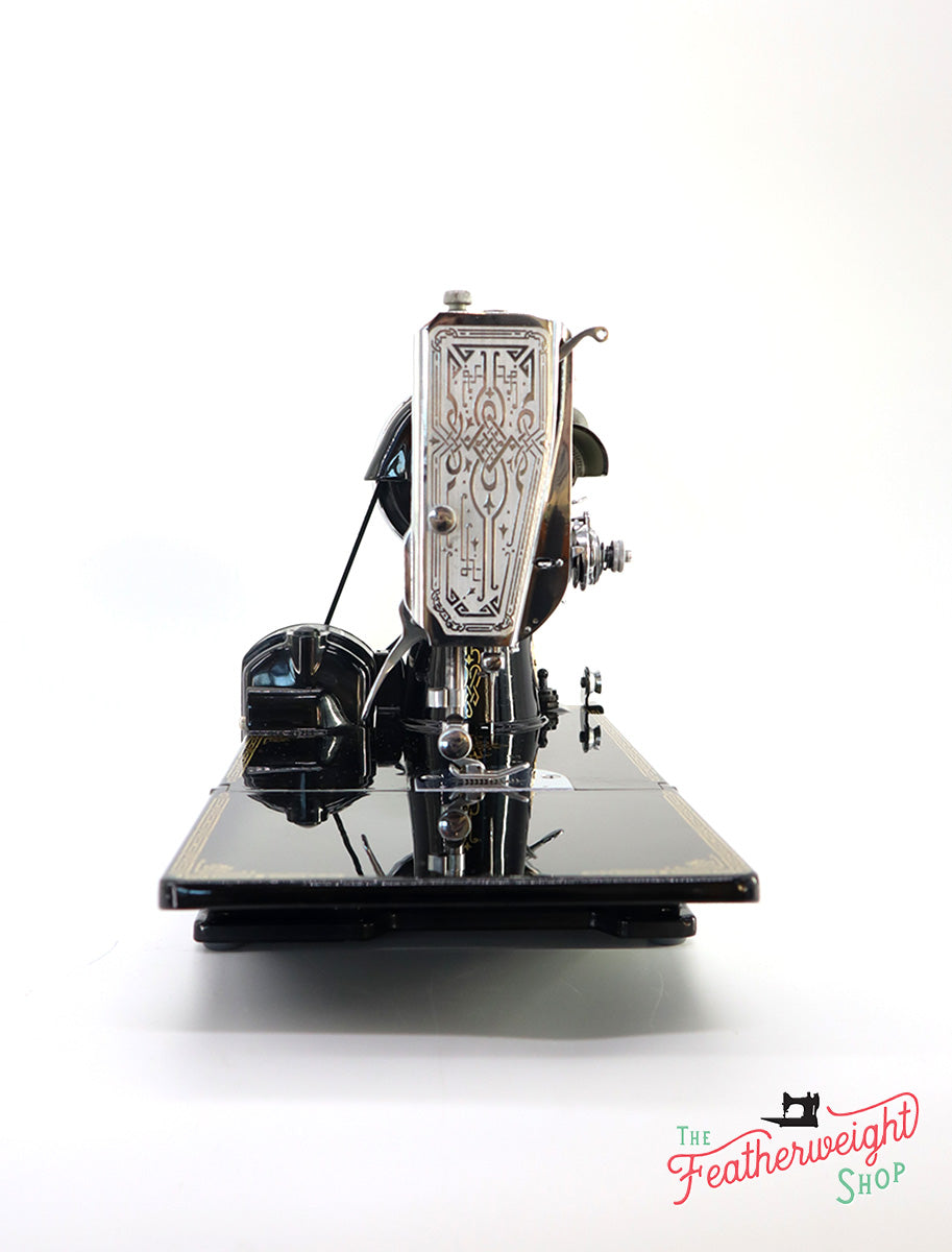 Singer Featherweight 221 Sewing Machine, AE212***