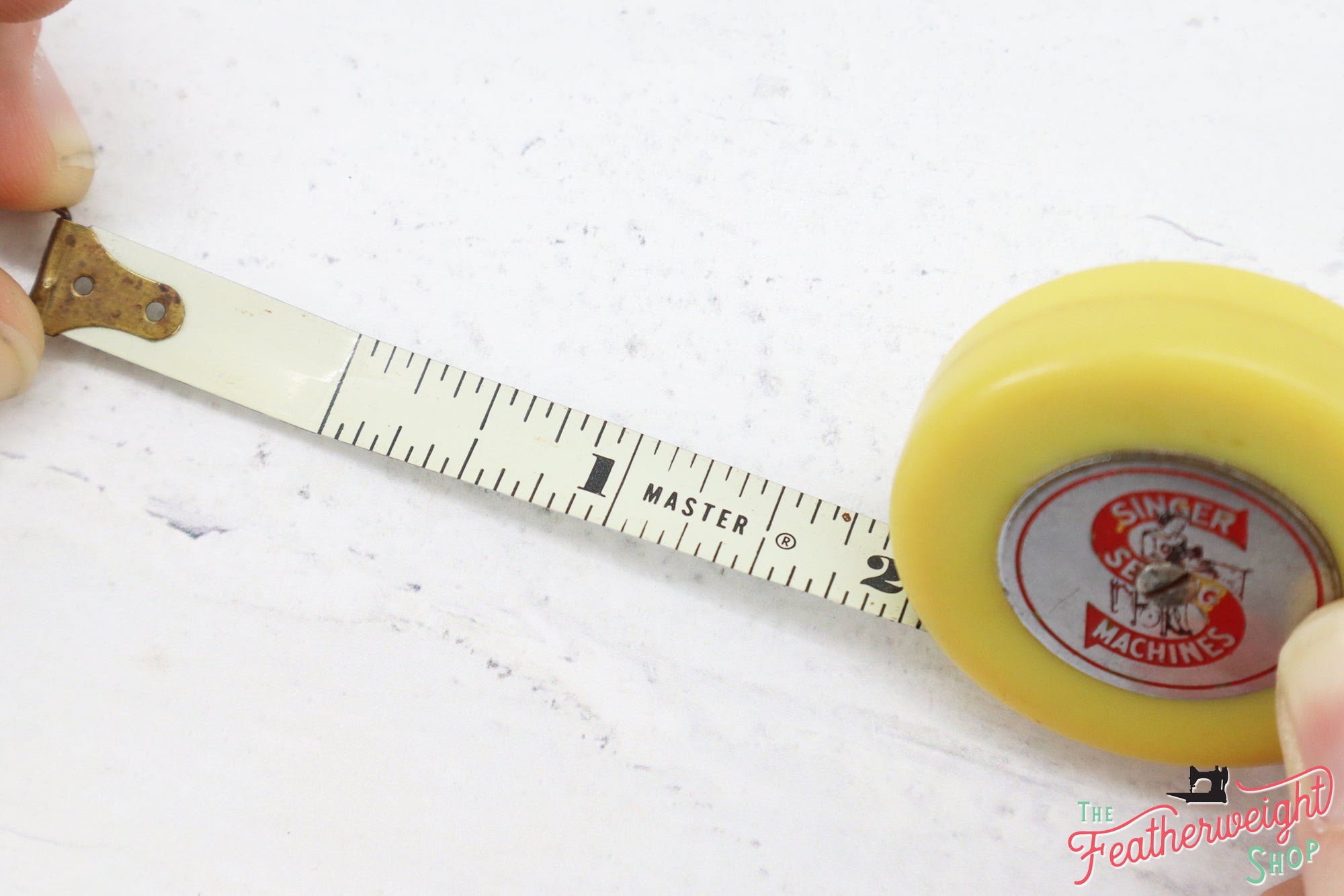 Measuring Tape, Singer, Retractable Yellow (Vintage Original) - RARE