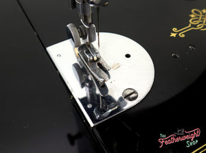 Singer Featherweight 221 Sewing Machine, AE212***