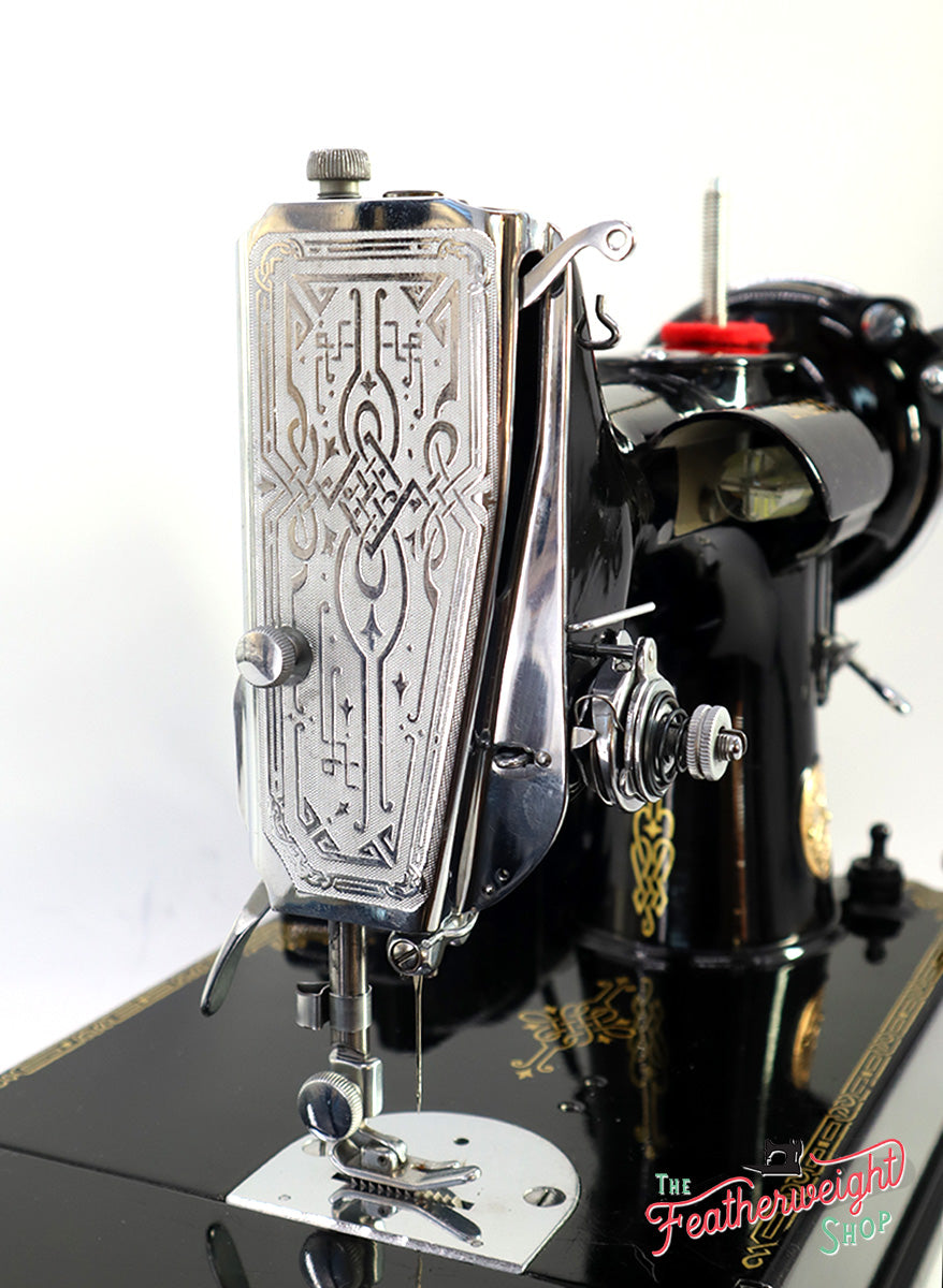 Singer Featherweight 221 Sewing Machine, AE212***