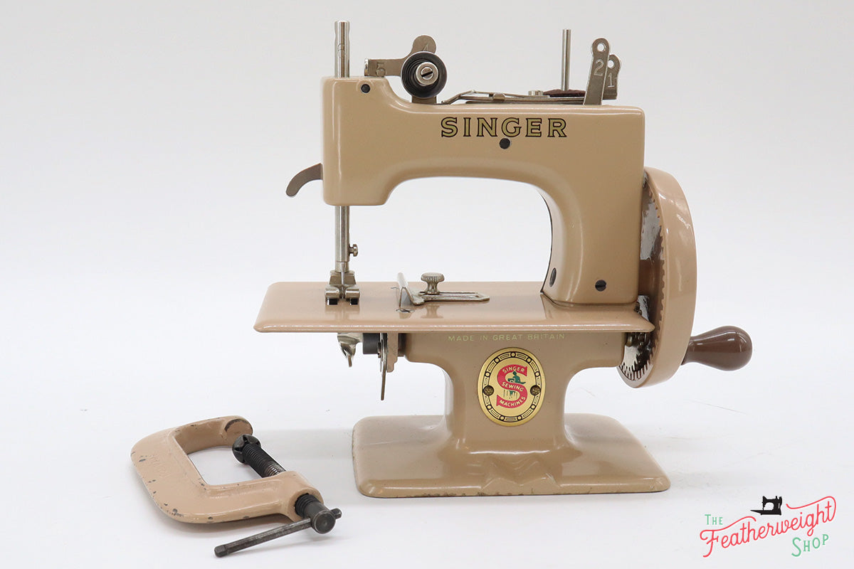 Singer Sewhandy Model 20 - Beige - Complete Set, Dec. 2020