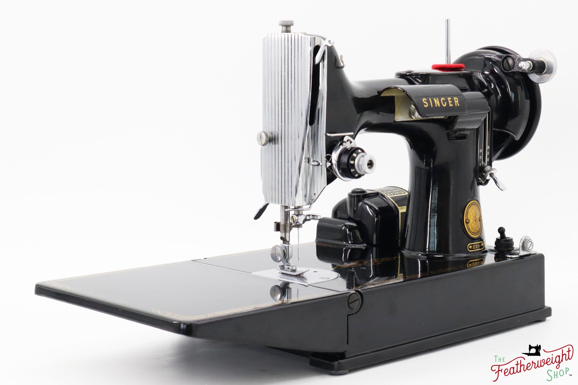 Singer Featherweight 221 Sewing Machine, AM673*** - 1957