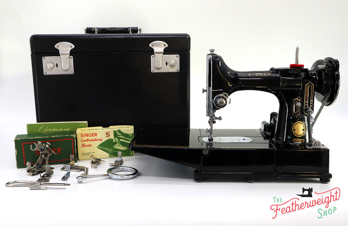 Singer Featherweight 222K 1957 - EM603***