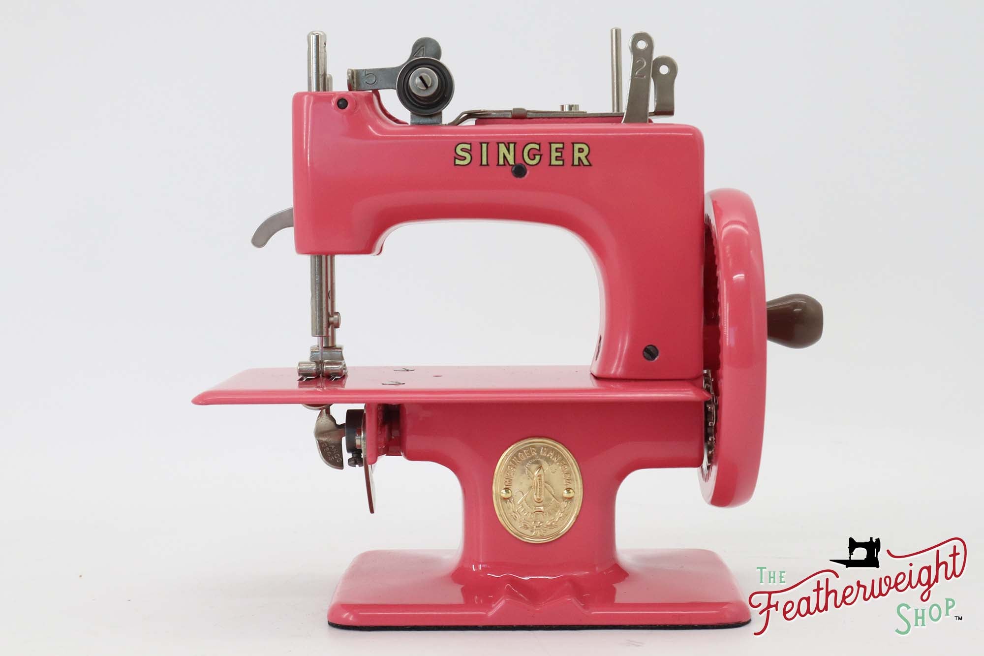 SINGER SEWING MACHINE TOY MODEL PINK AND WHITE