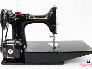 Load image into Gallery viewer, Singer Featherweight 221K Sewing Machine, Centennial! EF703***