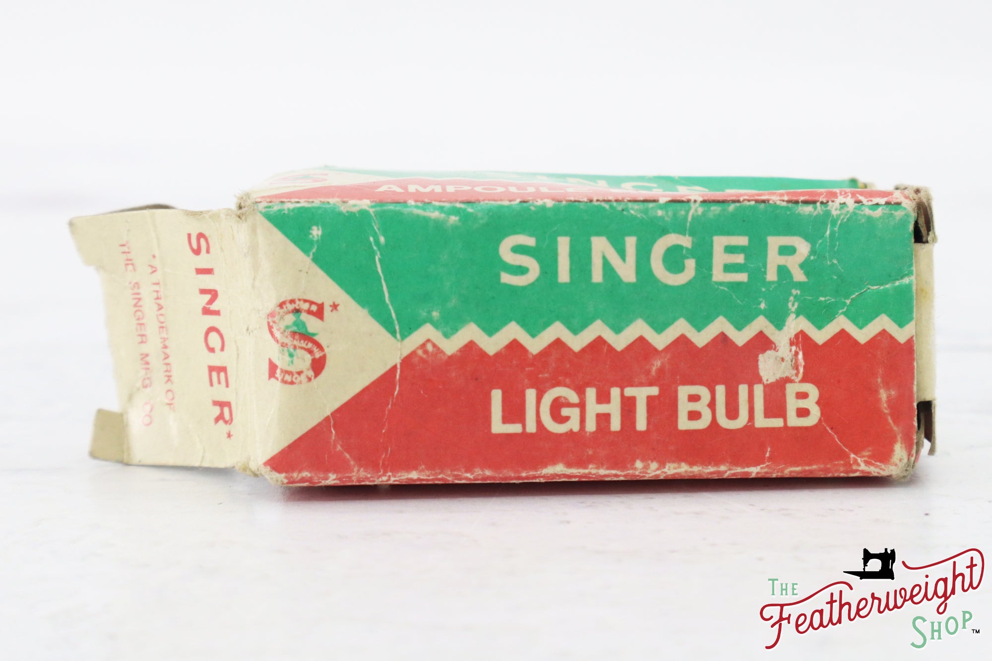 Light Bulb, Singer - ORIGINAL PACKAGE (Vintage Original)