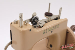Singer Sewhandy Model 20 - Beige - Complete Set, Dec. 2020