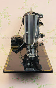 Singer Featherweight 222K Sewing Machine EJ913***