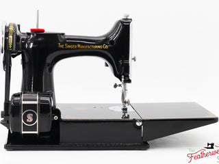 Load image into Gallery viewer, Singer Featherweight 221 Sewing Machine, AF490*** - 1940