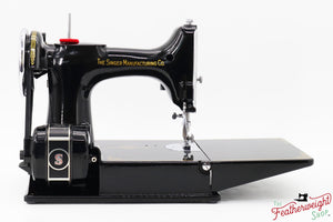Singer Featherweight 221 Sewing Machine, AF490*** - 1940