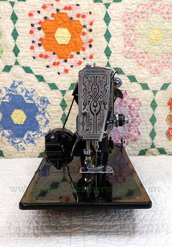 Singer Featherweight 221 Sewing Machine, AF170***