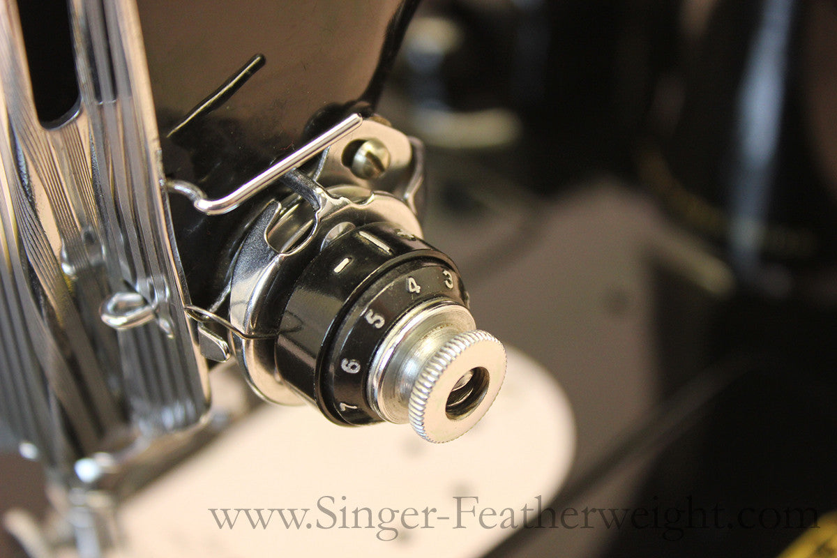 Singer Featherweight 222K Sewing Machine EJ913***