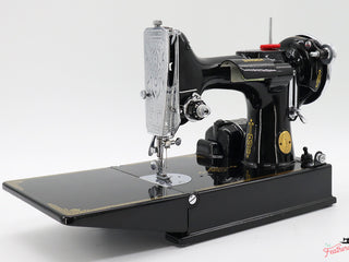Load image into Gallery viewer, Singer Featherweight 221 Sewing Machine, AF178***