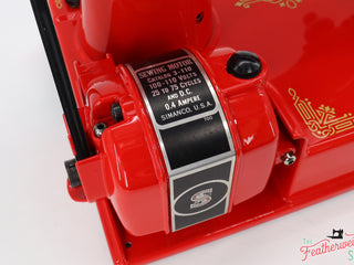 Load image into Gallery viewer, Singer Featherweight 221 Sewing Machine 1933 AD550*** - Fully Restored in Liberty Red