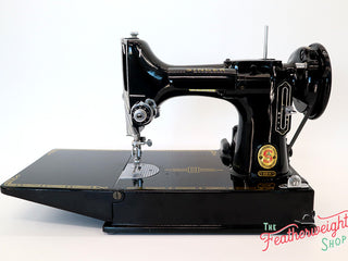 Load image into Gallery viewer, Singer Featherweight 221K Sewing Machine RED &quot;S&quot; ES172***