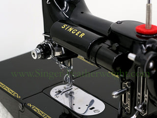 Load image into Gallery viewer, Singer Featherweight 222K Sewing Machine EL682***